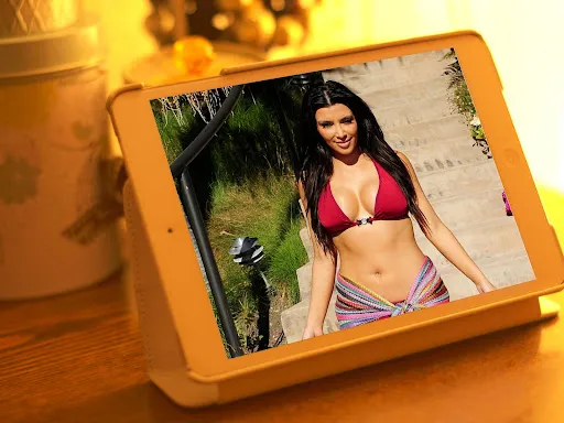 Sexy Hot Bikini Women Images 2 screenshot