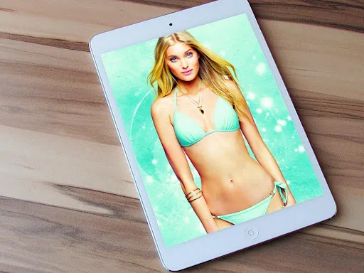 Sexy Hot Bikini Women Images 2 screenshot