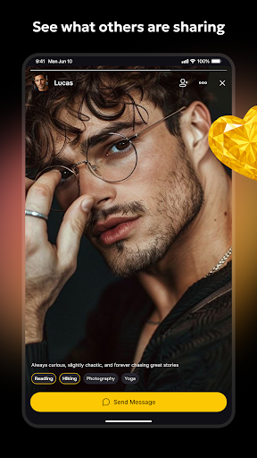 Lola: Live Video Chat App screenshot